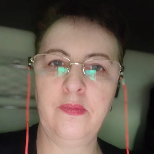 Арина Ким