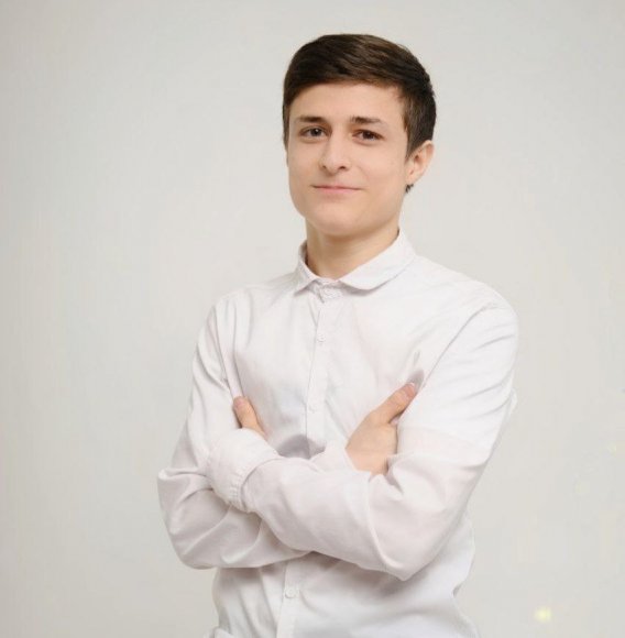 Молодой Хоким
