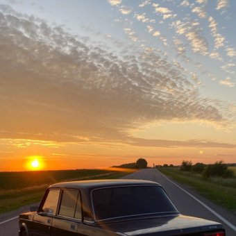 Скучаю но ещë работаю