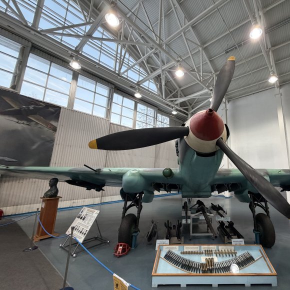 Roms- Let There Be Techno