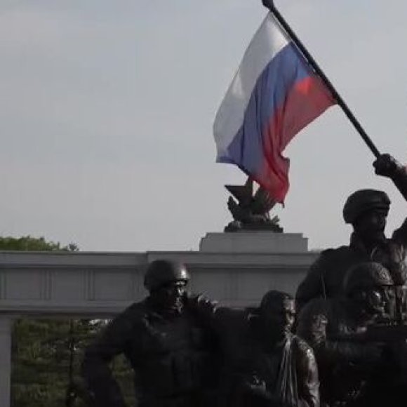 Обложка трека