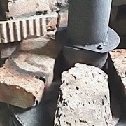 Гудит печурка