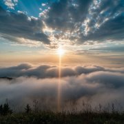 С теплотою сознания луч