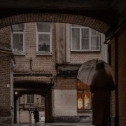 Борис Рыжий, Дворик