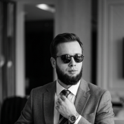 Yusuf Buxoriy - Sesin