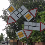 Александр Дерновой  -  Жизнь – такая странная