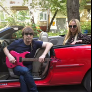 Vallerius & Super Duper с песней Paul and John