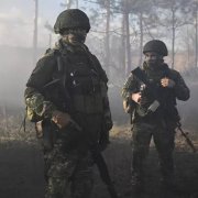 Пётр Л -Сквозь свист пуль