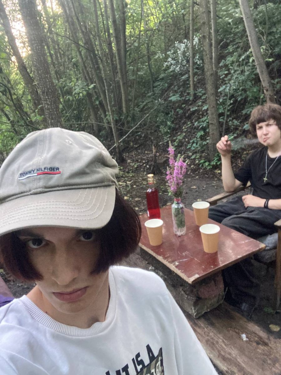 все же в этом мире существует настоящая дружба